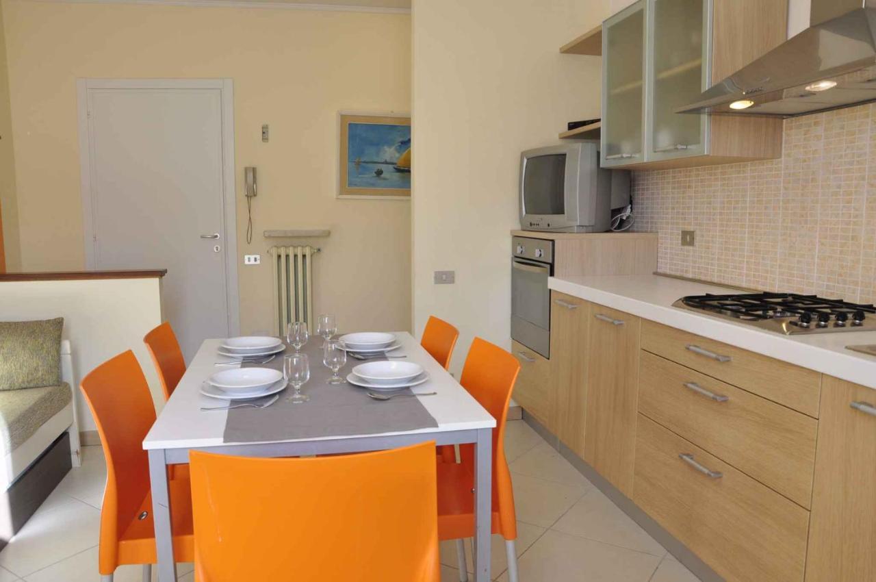 Apartments In Lazise/Gardasee 21945 Esterno foto